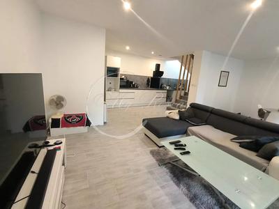 Maison de village - 108 m² - 4 pièces