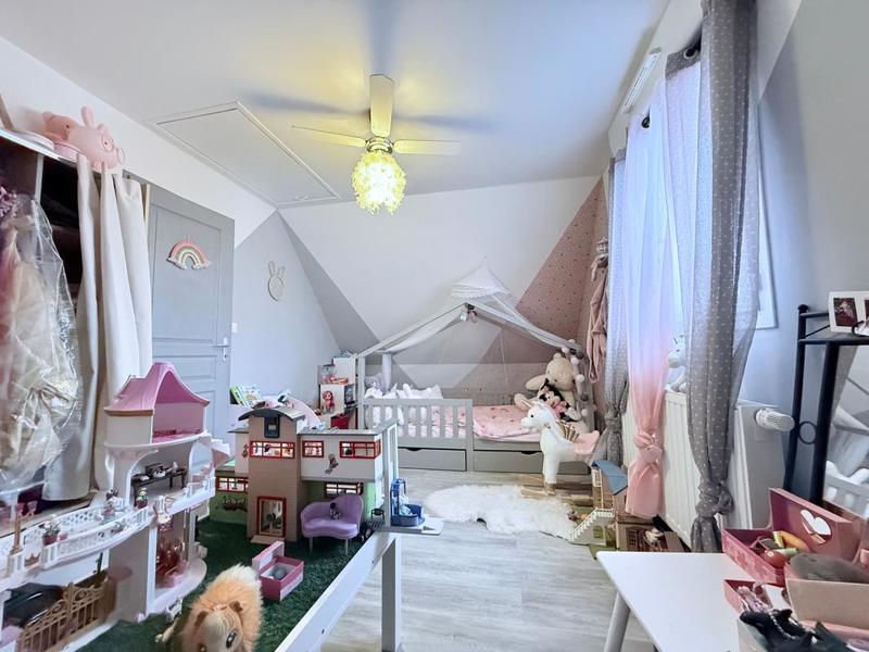 Maison - 122 m² - 4 pièces