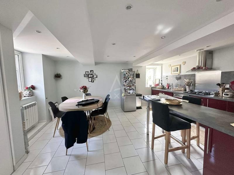 Maison - 130 m² - 5 pièces