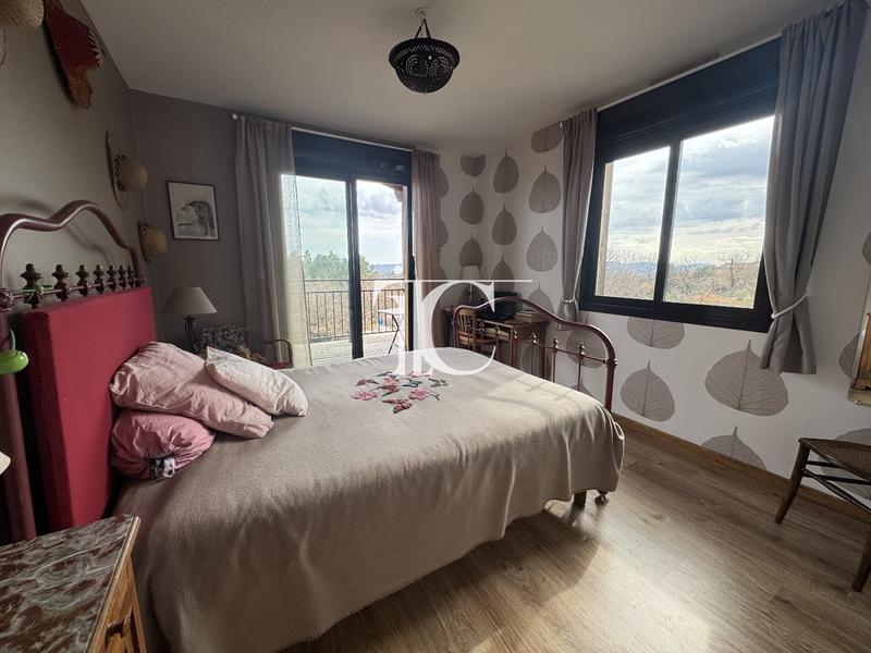 Maison de bois - 136 m² - 5 pièces