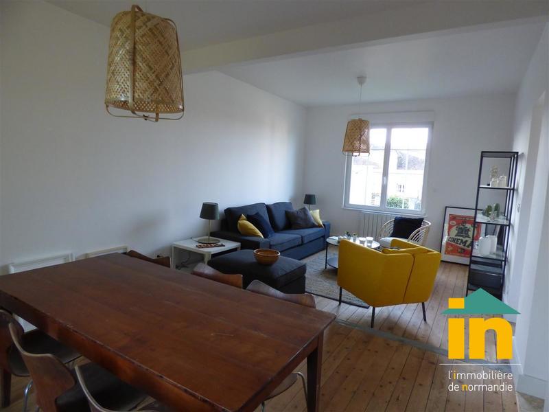 Maison de ville - 73 m² - 4 pièces