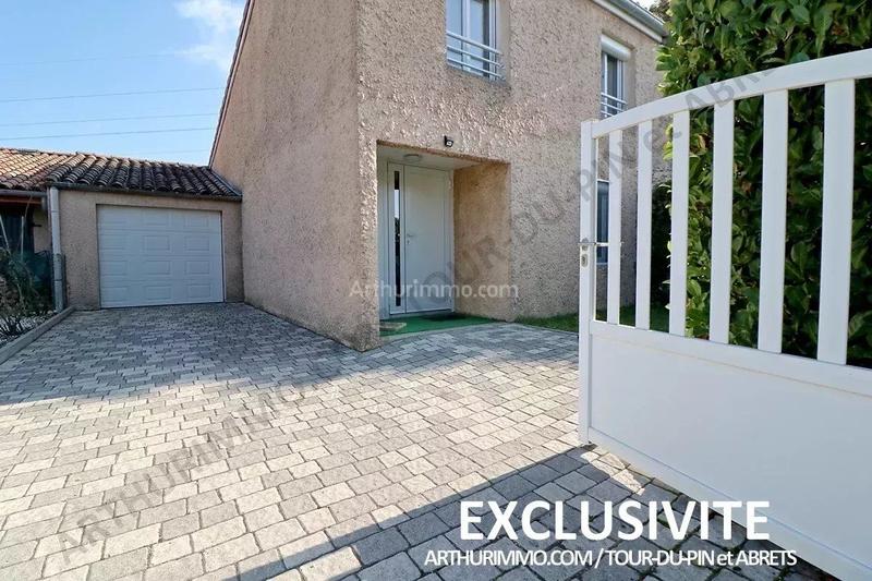 Maison - 99 m² - 4 pièces