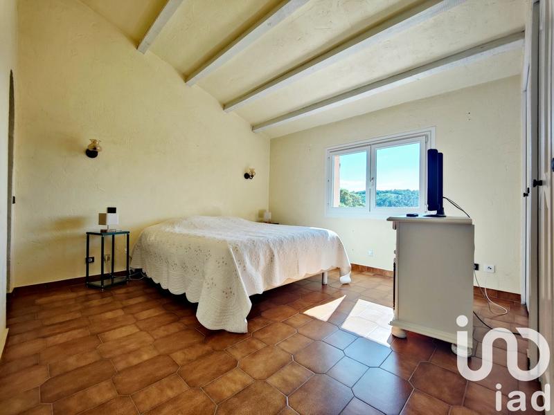 Maison - 194 m² - 7 pièces