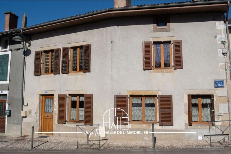 Maison - 210 m² - 6 pièces