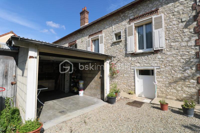 Maison - 83 m² - 4 pièces