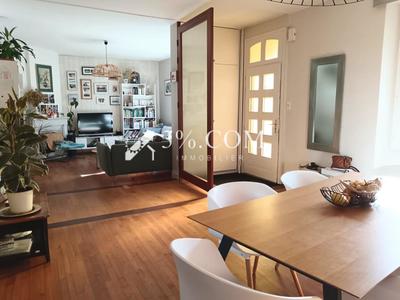 Maison - 140 m² - 6 pièces