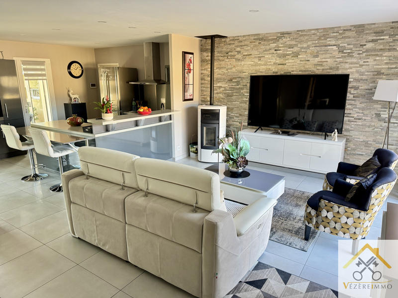 Maison - 154 m² - 6 pièces