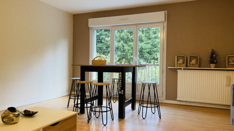 Appartement - 80 m² - 2 pièces