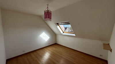 Maison - 110 m² - 7 pièces