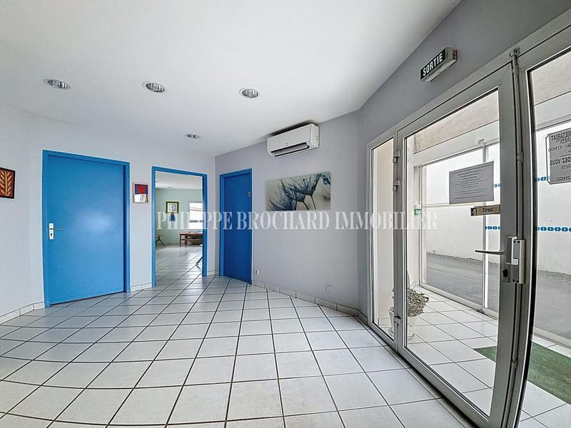 Local d'activités - 139 m² - 6 pièces