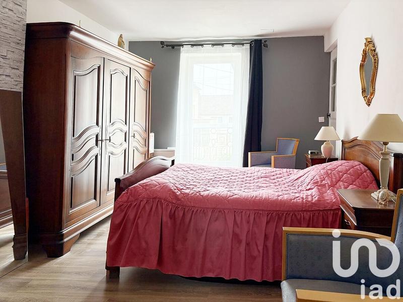 Maison de village - 220 m² - 7 pièces