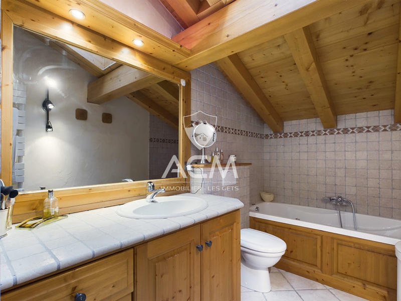 Châlet - 176 m² - 6 pièces