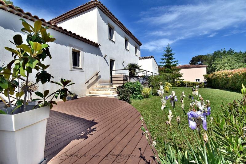 Mas - 170 m² - 7 pièces