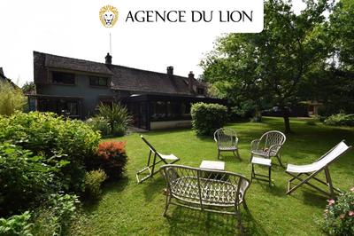 Maison ancienne - 210 m² - 9 pièces