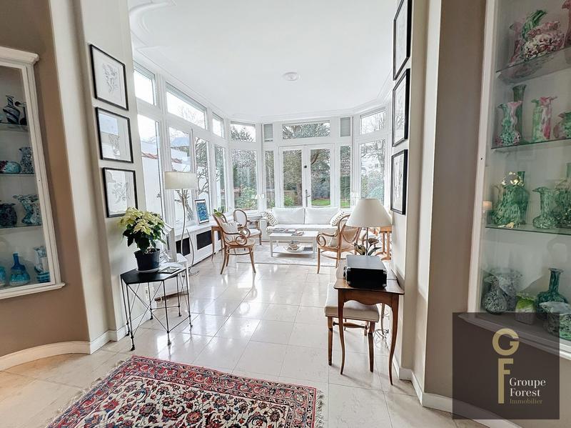 Maison - 306 m² - 10 pièces