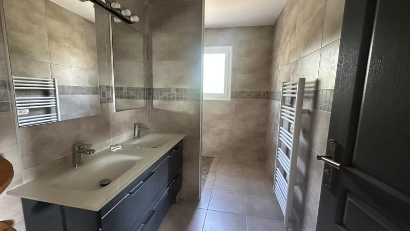 Maison - 106 m² - 5 pièces