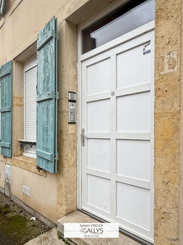 Maison - 94 m² - 5 pièces