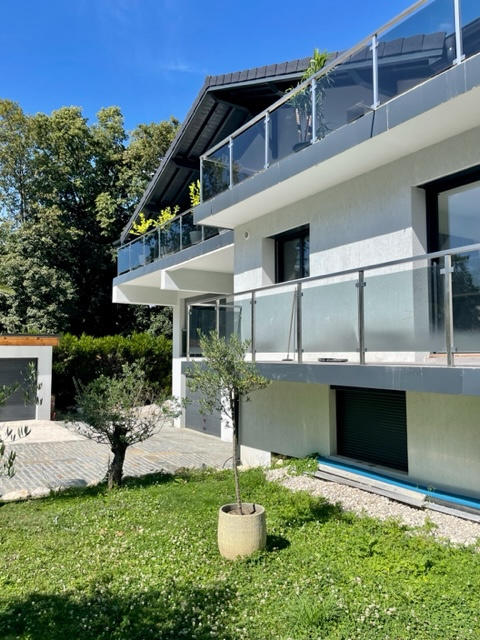 Appartement - 106 m² - 4 pièces