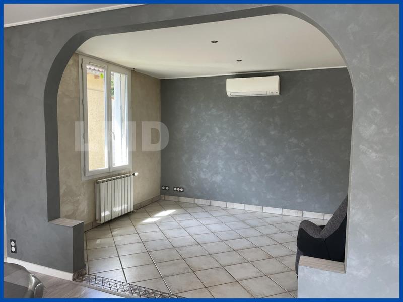 Maison traditionnelle - 117 m² - 4 pièces