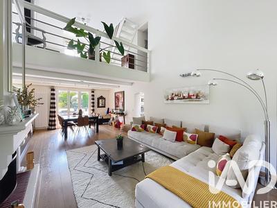 Maison - 193 m² - 7 pièces