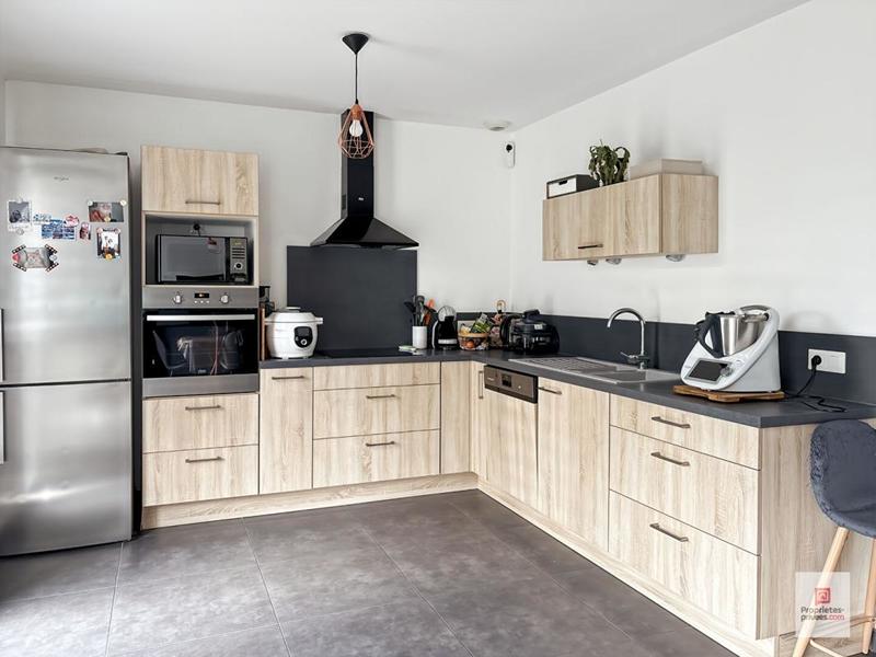 Maison - 96 m² - 5 pièces