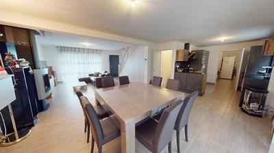 Maison - 122 m² - 6 pièces