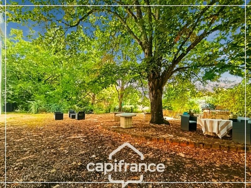 Moulin - 330 m² - 7 pièces