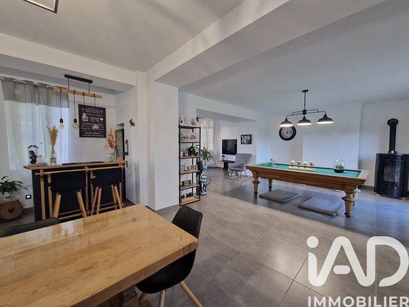 Maison - 191 m² - 7 pièces
