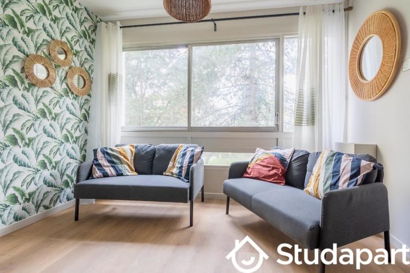 Chambre - 9 m² - 1 pièce