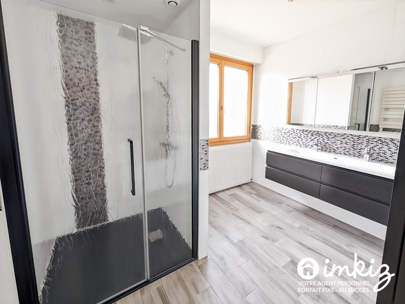 Maison - 156 m² - 7 pièces