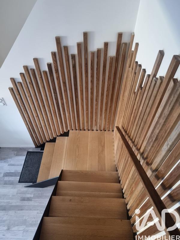 Maison - 161 m² - 6 pièces