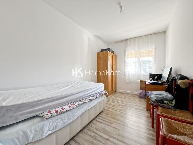 Villa - 230 m² - 10 pièces