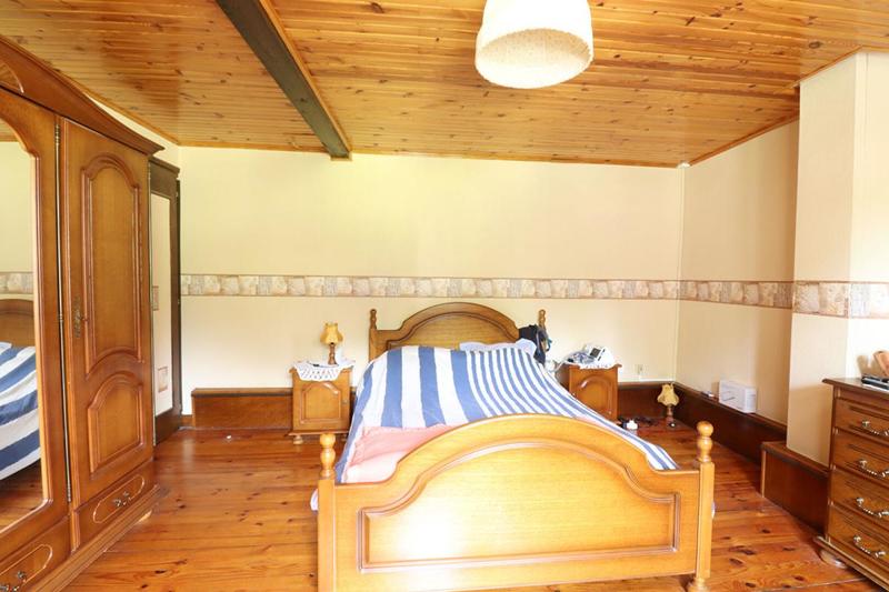 Maison - 170 m² - 8 pièces