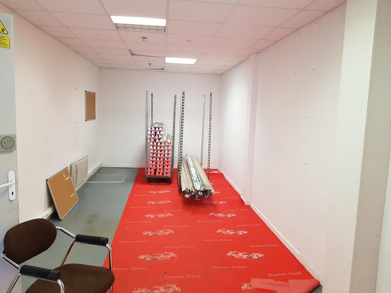 Local commercial - 115 m²