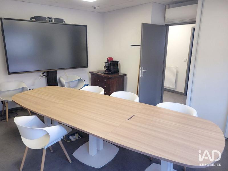 Local commercial - 920 m²