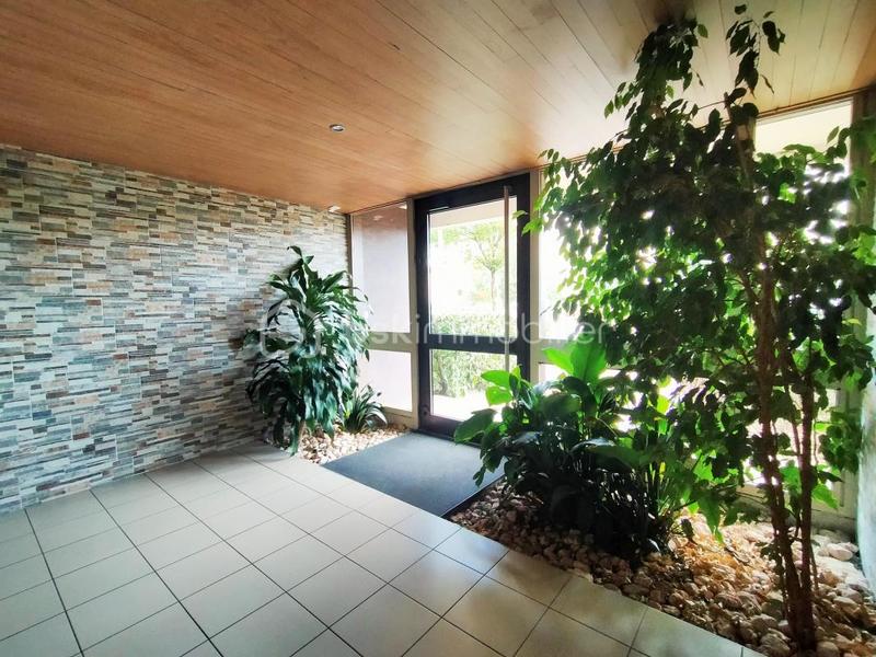 Appartement - 70 m² - 4 pièces