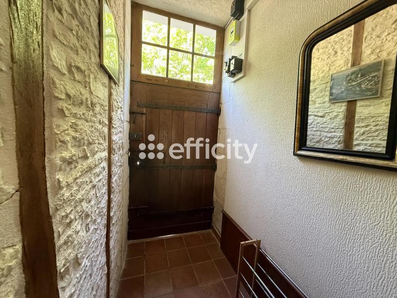 Maison - 205 m² - 6 pièces