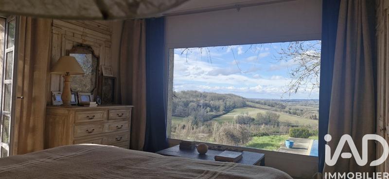 Maison - 195 m² - 6 pièces