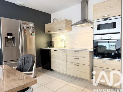 Maison - 75 m² - 3 pièces