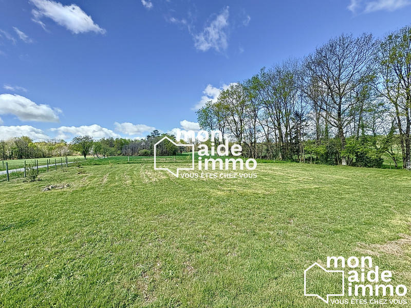 Maison - 260 m² - 8 pièces