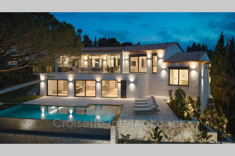 Villa - 388 m² - 6 pièces