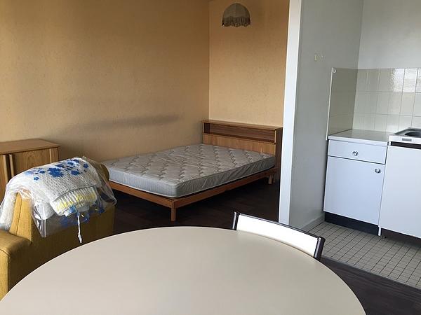 Studio - 26 m² - 1 pièce