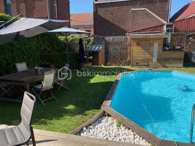 Maison de ville - 225 m² - 6 pièces