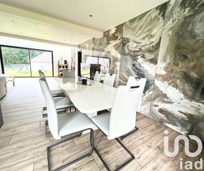 Maison - 151 m² - 6 pièces