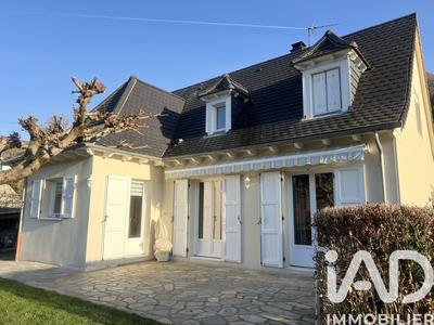 Maison - 121 m² - 4 pièces