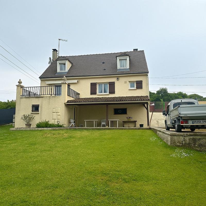 Maison - 115 m² - 6 pièces