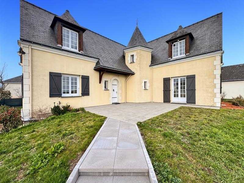 Maison - 145 m² - 6 pièces