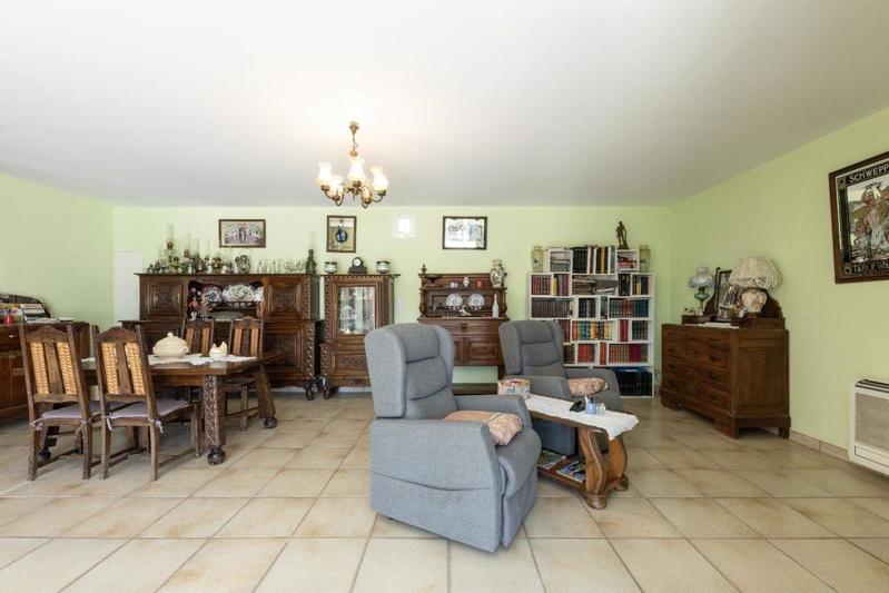 Maison - 252 m² - 5 pièces