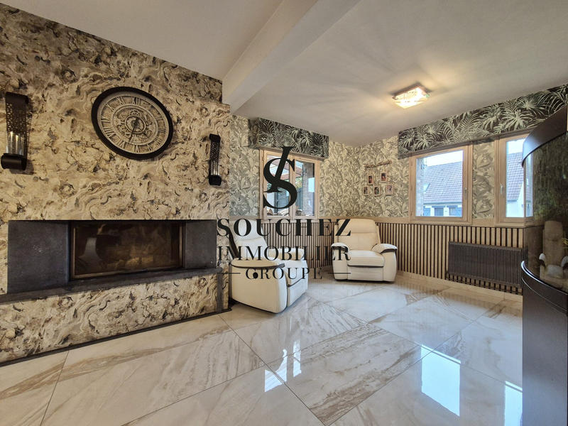 Maison - 151 m² - 6 pièces