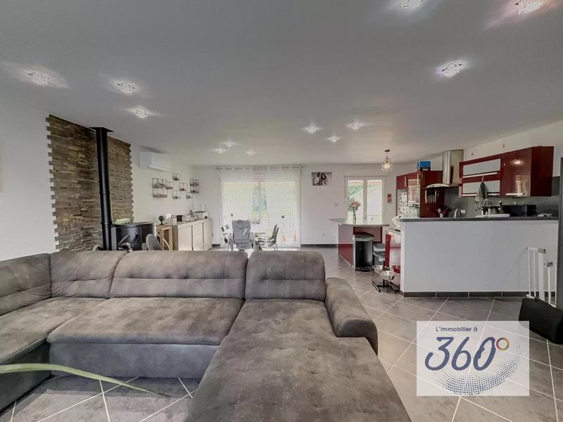 Maison - 95 m² - 3 pièces